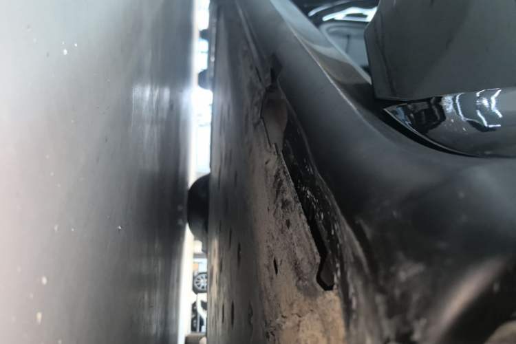 Used Porsche Taycan 2020 Taycan Right Side Sill
