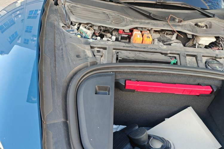 Used Porsche Taycan 2020 Taycan Engine Bay Right