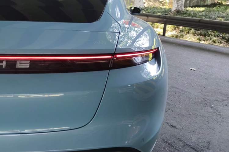 Used Porsche Taycan 2020 Taycan Exterior 3