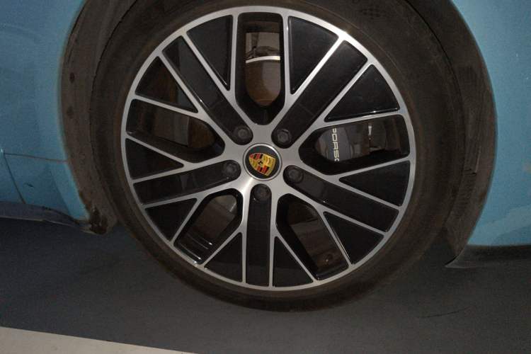 Used Porsche Taycan 2020 Taycan Right Front Wheel Hub
