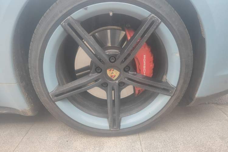 Used Porsche Taycan 2020 Taycan Right Front Wheel Hub