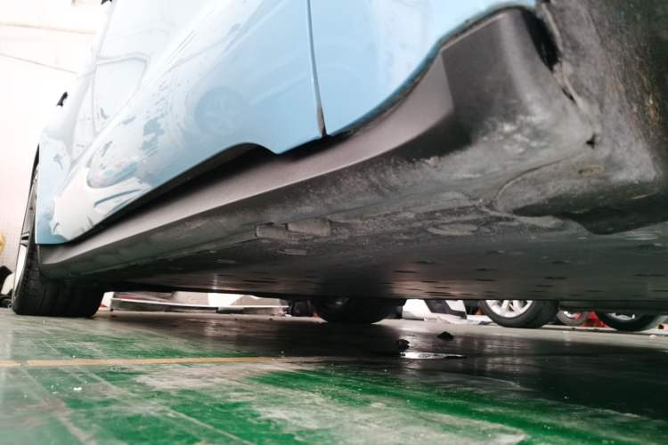 Used Porsche Taycan 2020 Taycan Right Side Sill