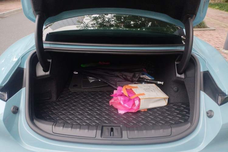 Used Porsche Taycan 2020 Taycan Trunk