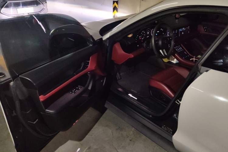 Used Porsche Taycan 2020 Taycan Driver Seat