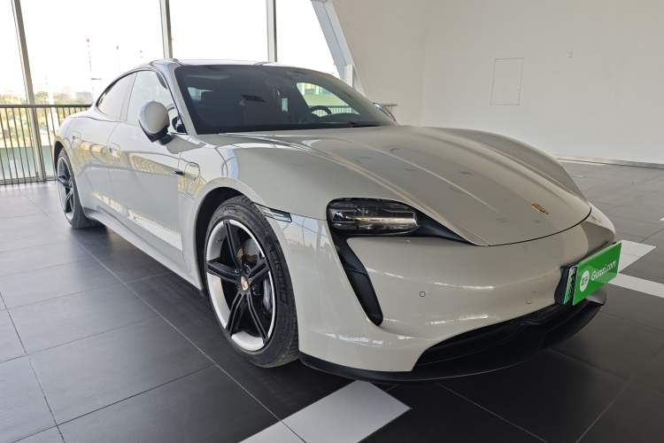 Used Porsche Taycan 2020 Taycan Front Right 45 Deg