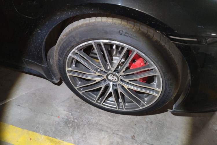 Used Porsche Taycan 2020 Taycan Right Front Wheel Hub