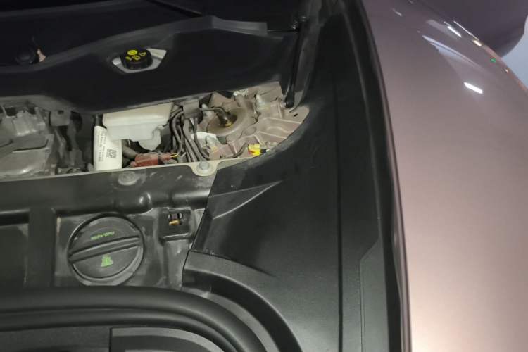 Used Porsche Taycan 2020 Taycan Engine Bay Left