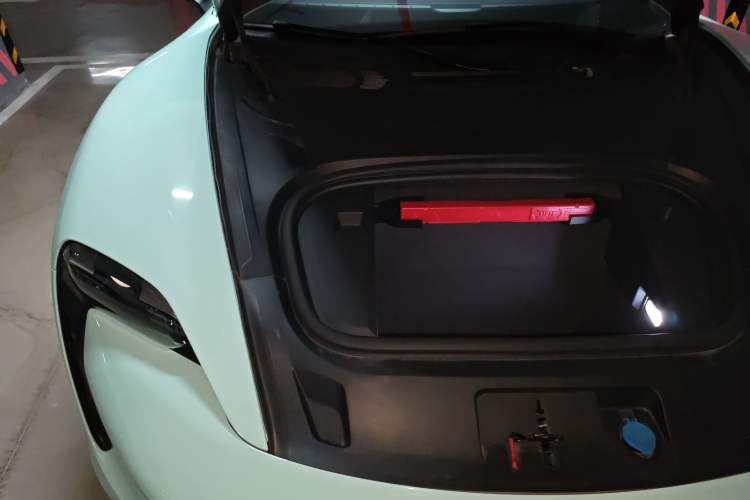 Used Porsche Taycan 2020 Taycan Engine Bay Right