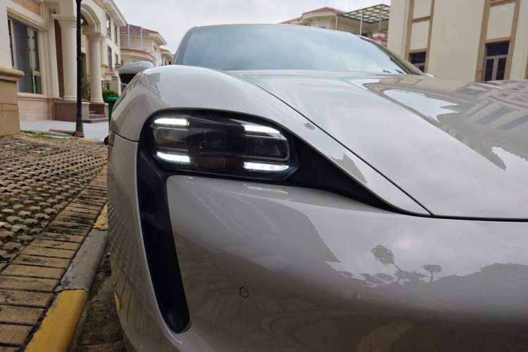 Used Porsche Taycan 2020 Taycan Right Front Headlight