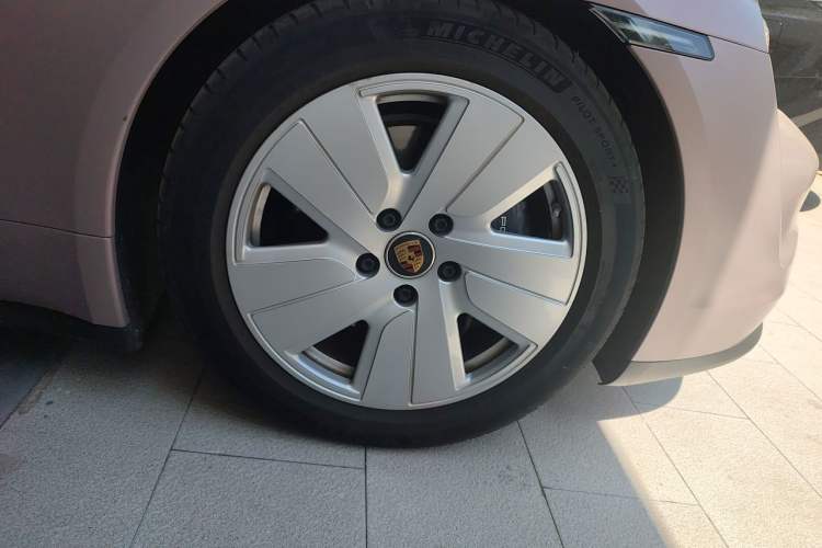 Used Porsche Taycan 2020 Taycan Right Front Wheel Hub
