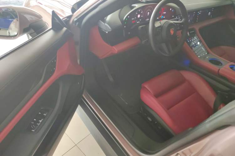 Used Porsche Taycan 2020 Taycan Driver Seat