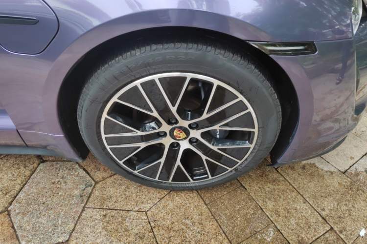 Used Porsche Taycan 2020 Taycan Right Front Wheel Hub