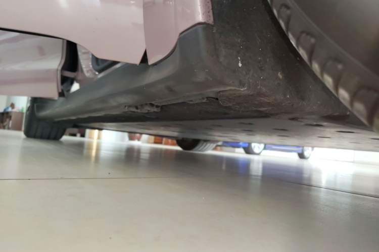 Used Porsche Taycan 2020 Taycan Right Side Sill