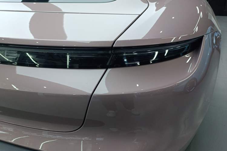 Used Porsche Taycan 2020 Taycan Exterior 6