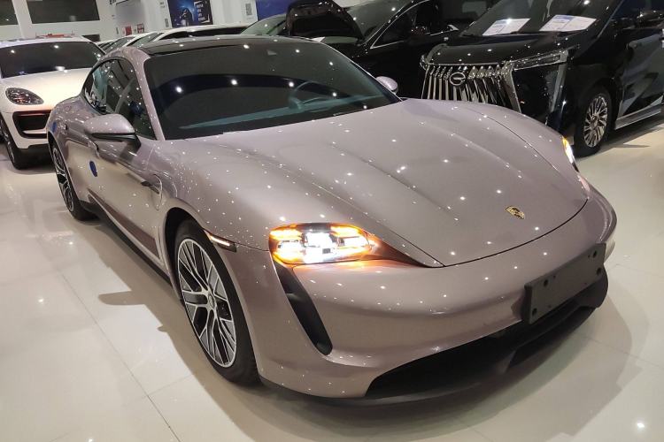 Used Porsche Taycan 2020 Taycan Front Right 45 Deg
