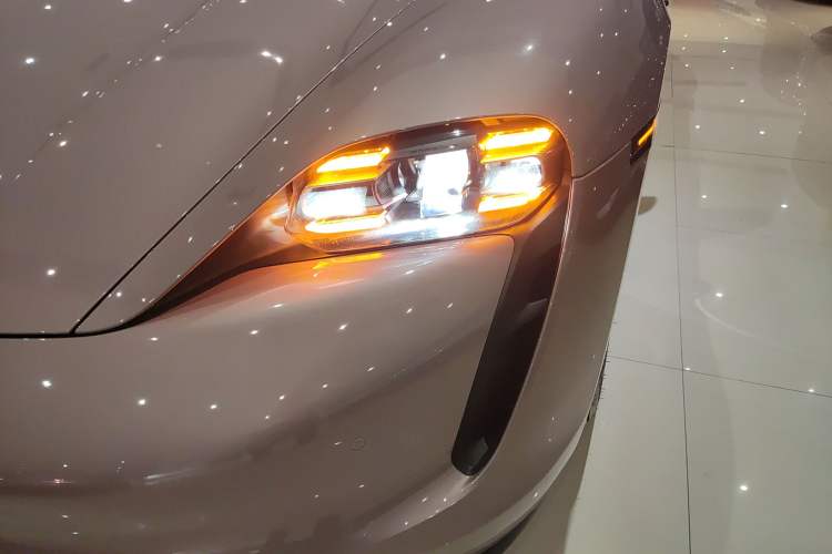 Used Porsche Taycan 2020 Taycan Left Front Headlight