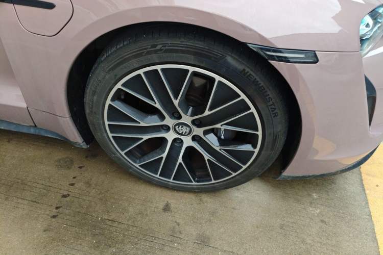 Used Porsche Taycan 2020 Taycan Right Front Wheel Hub