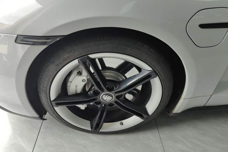 Used Porsche Taycan 2020 Taycan Left Front Wheel Hub