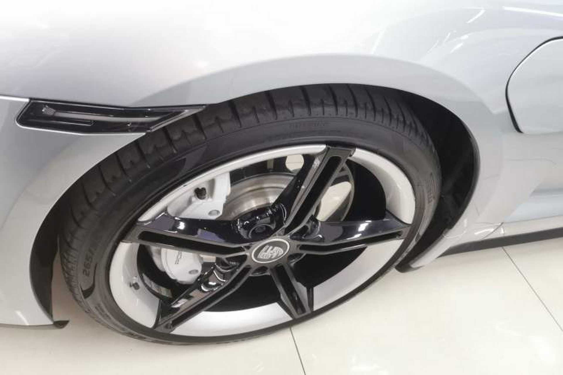 Used Porsche Taycan 2020 Taycan Left Front Wheel Hub