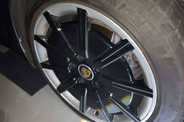 Used Porsche Taycan 2020 Taycan Right Front Wheel Hub