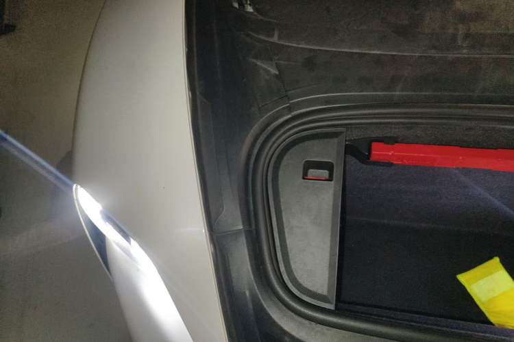 Used Porsche Taycan 2020 Taycan Engine Bay Right