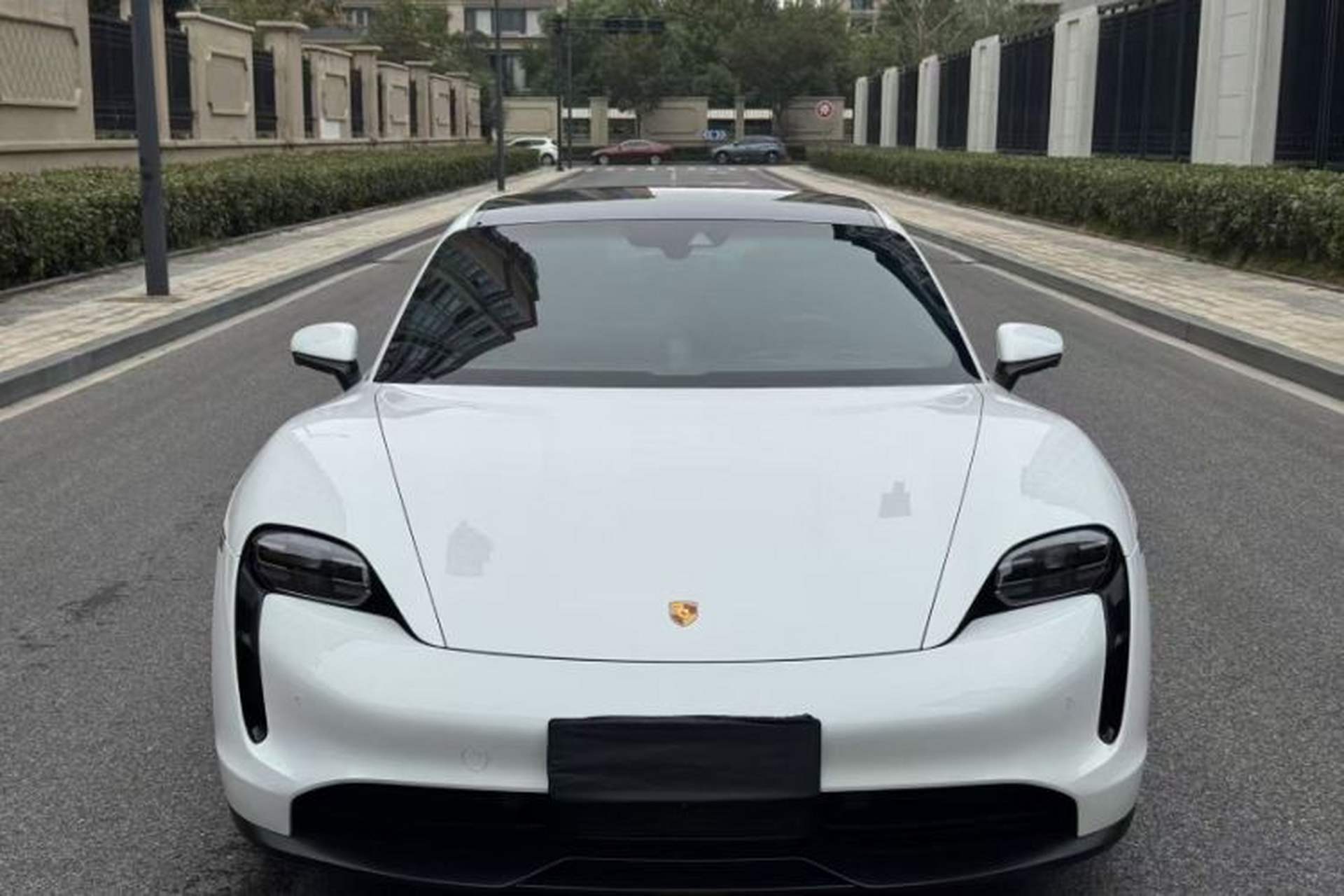 Used Porsche Taycan 2020 Taycan Exterior 3