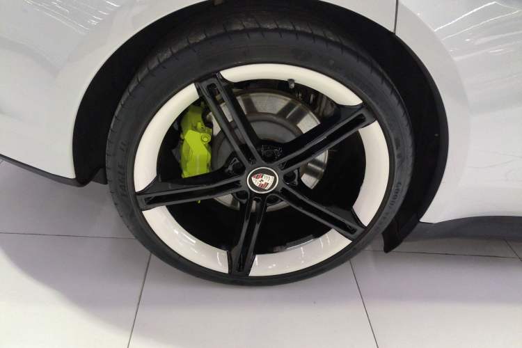 Used Porsche Taycan 2020 Taycan Exterior 8