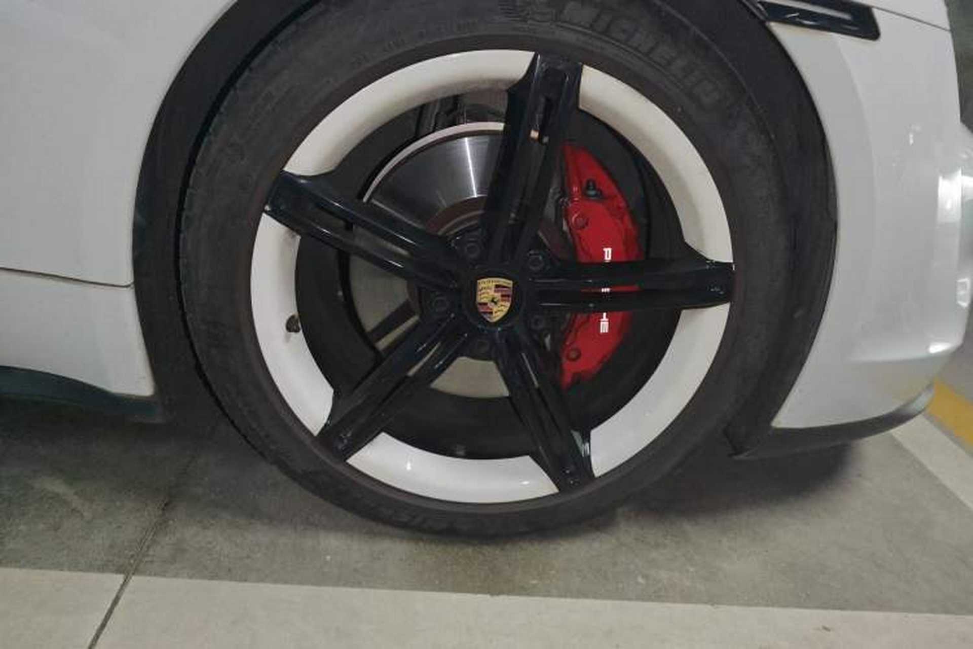Used Porsche Taycan 2020 Taycan Right Front Wheel Hub