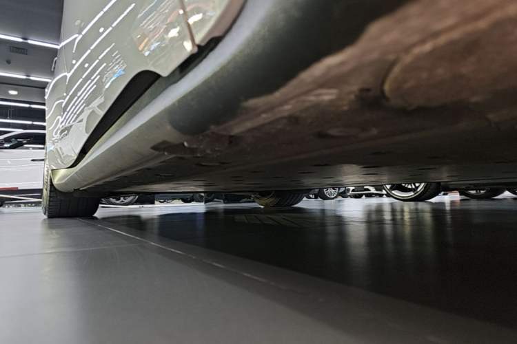 Used Porsche Taycan 2020 Taycan Right Side Sill