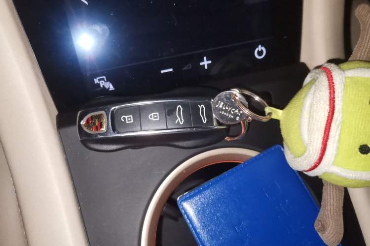 Used Porsche Taycan 2020 Taycan Vehicle Key