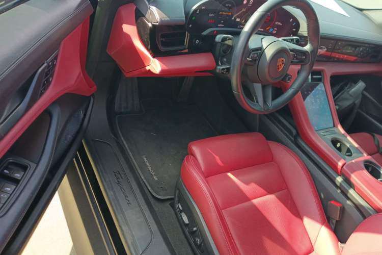 Used Porsche Taycan 2022-Year Updated Taycan Driver Seat