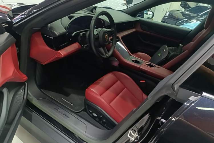 Used Porsche Taycan 2022-Year Updated Taycan Driver Seat