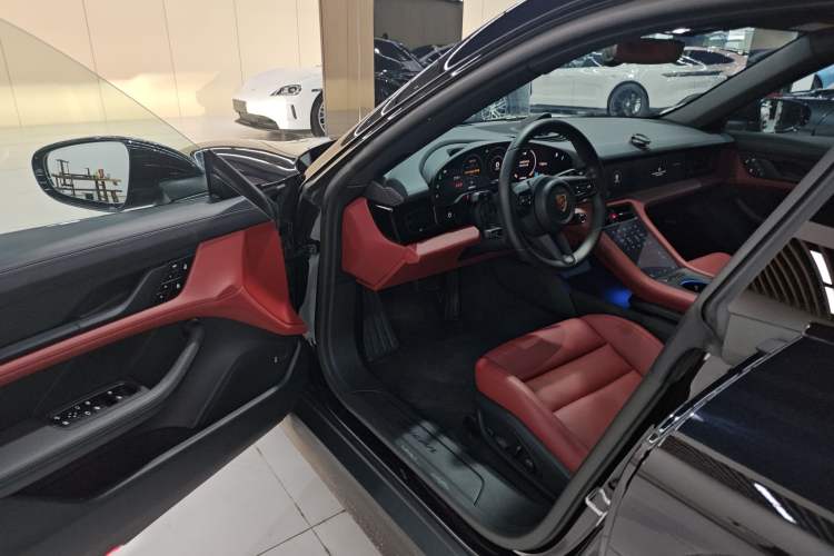 Used Porsche Taycan 2022 Taycan Driver Seat