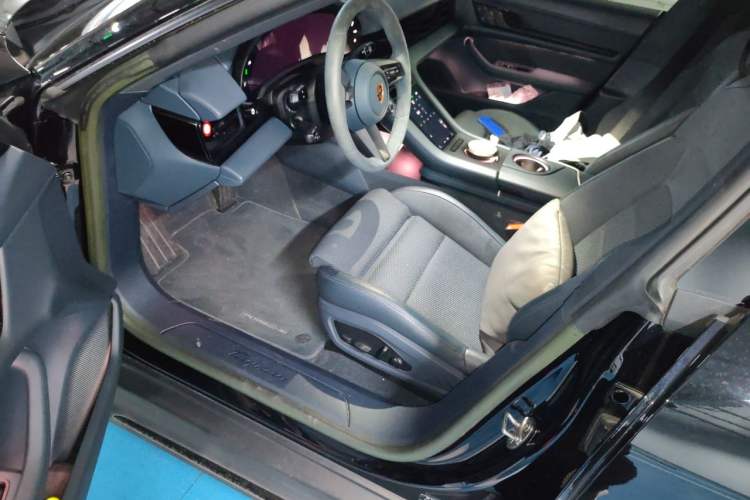 Used Porsche Taycan 2022 Taycan Driver Seat