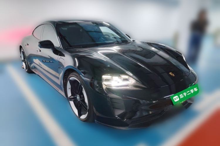 Used Porsche Taycan 2022 Taycan Front Right 45 Deg