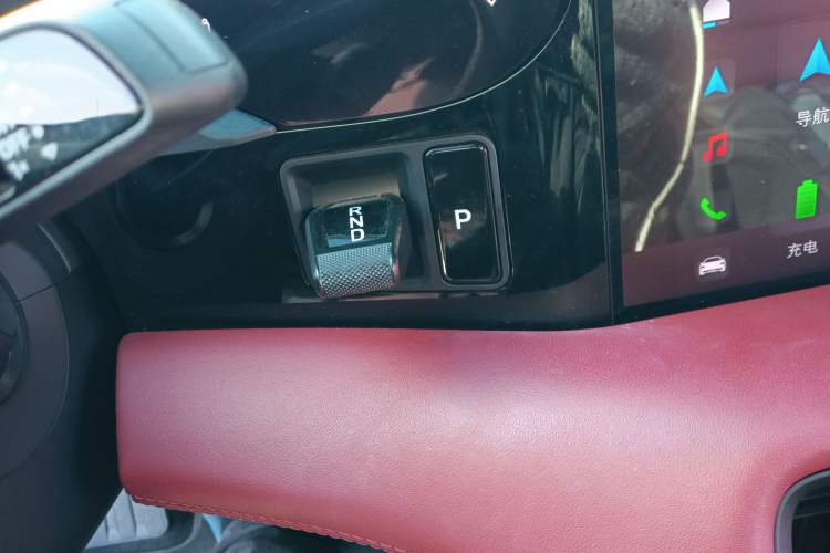 Used Porsche Taycan 2022-Year Updated Taycan Gear Lever