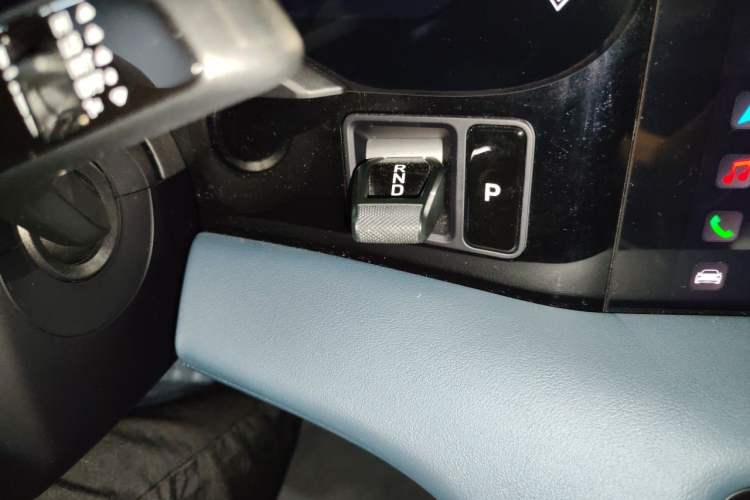 Used Porsche Taycan 2022 Taycan Gear Lever