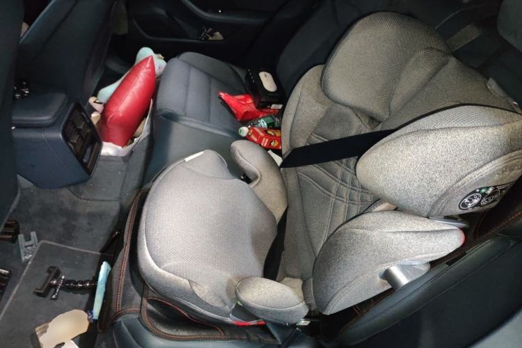 Used Porsche Taycan 2022 Taycan Left Rear Seat