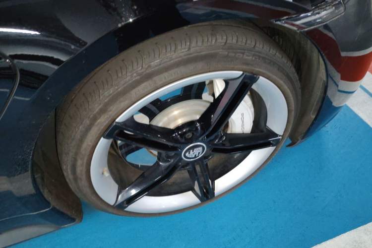 Used Porsche Taycan 2022 Taycan Right Front Wheel Hub
