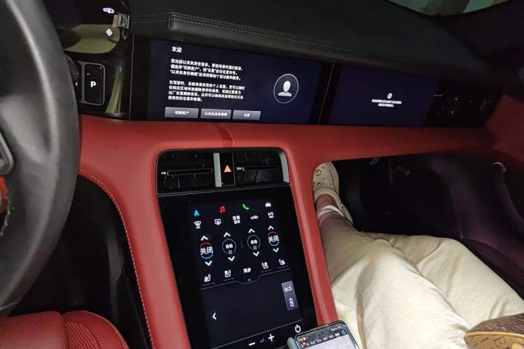 Used Porsche Taycan 2022-Year Updated Taycan Audio And AC Panel
