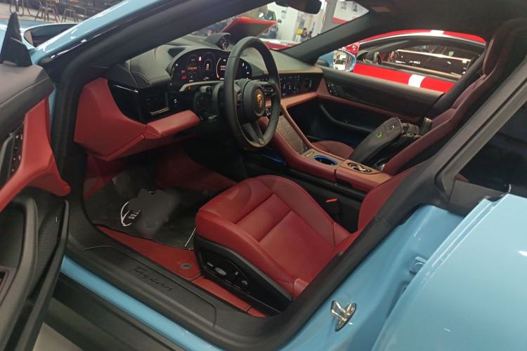 Used Porsche Taycan 2022-Year Updated Taycan Driver Seat