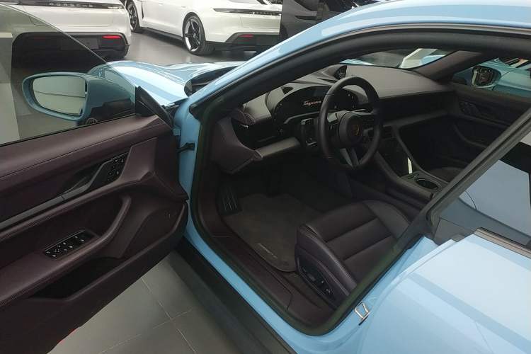 Used Porsche Taycan 2022-Year Updated Taycan Driver Seat