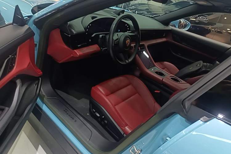 Used Porsche Taycan 2022-Year Updated Taycan Driver Seat