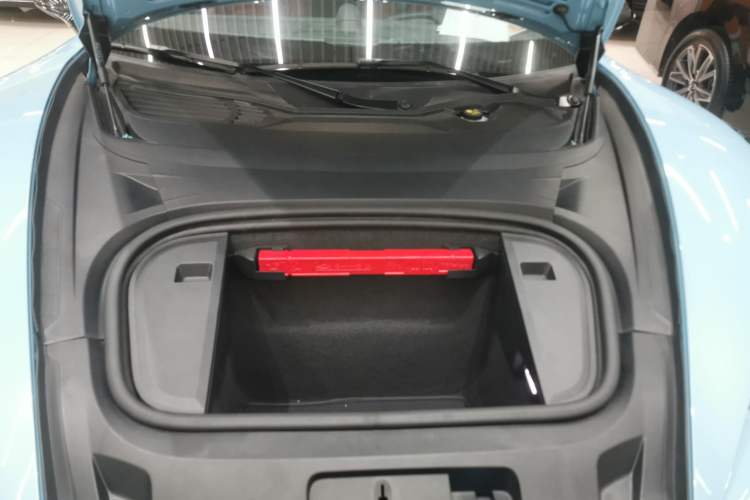 Used Porsche Taycan 2022-Year Updated Taycan Engine Bay