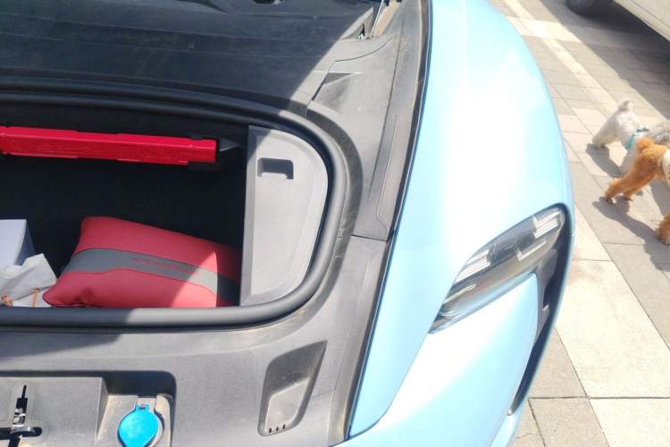 Used Porsche Taycan 2022-Year Updated Taycan Engine Bay Left