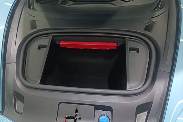 Used Porsche Taycan 2022-Year Updated Taycan Engine Bay