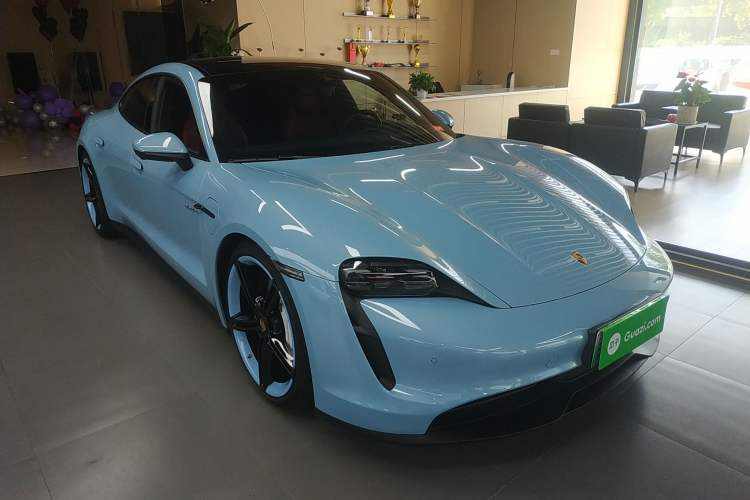 Used Porsche Taycan 2022-Year Updated Taycan Exterior 2