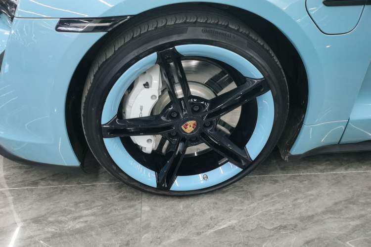 Used Porsche Taycan 2022-Year Updated Taycan Exterior 3