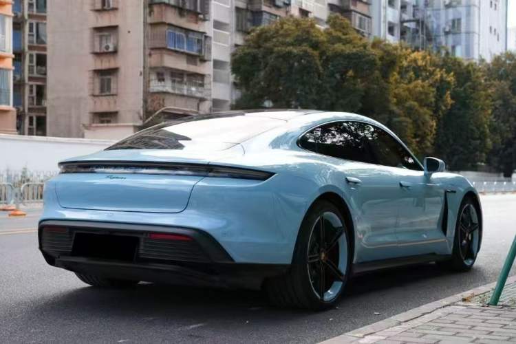Used Porsche Taycan 2022-Year Updated Taycan Exterior 3