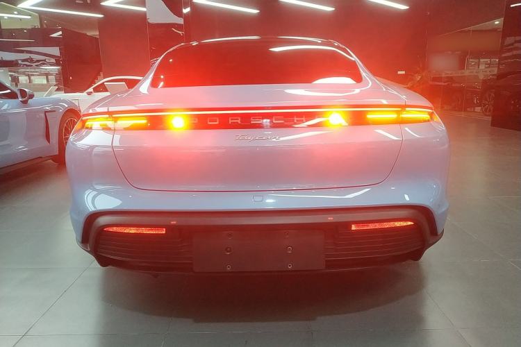 Used Porsche Taycan 2022 Taycan Exterior 4